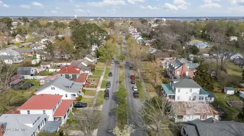 1614 Spencer Avenue New Bern NC 28560