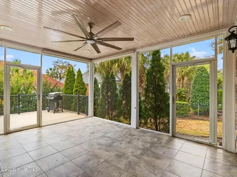 502 Tradewind Court North Myrtle Beach SC 29582
