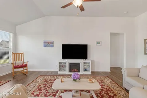 206 Autumn Breeze Lane NE Bolivia NC 28422