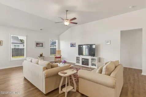 206 Autumn Breeze Lane NE Bolivia NC 28422
