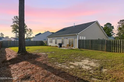 206 Autumn Breeze Lane NE Bolivia NC 28422