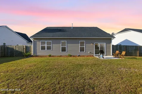 206 Autumn Breeze Lane NE Bolivia NC 28422