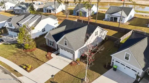 206 Autumn Breeze Lane NE Bolivia NC 28422