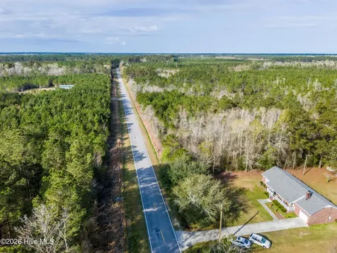 258 Hardy Graham Road Maple Hill NC 28454