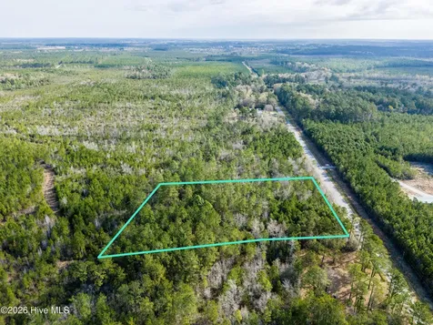 272 Hardy Graham Road Maple Hill NC 28454