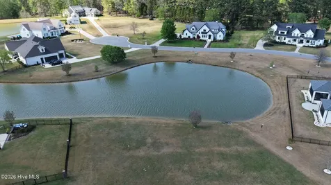 1196 Seasons End Lane Grimesland NC 27837