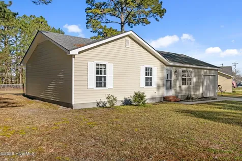434 Oregon Trail Hubert NC 28539