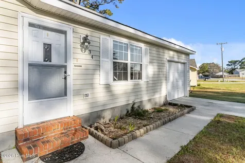 434 Oregon Trail Hubert NC 28539