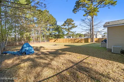 434 Oregon Trail Hubert NC 28539