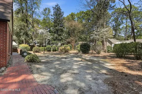 535 E Morganton Road Southern Pines NC 28387