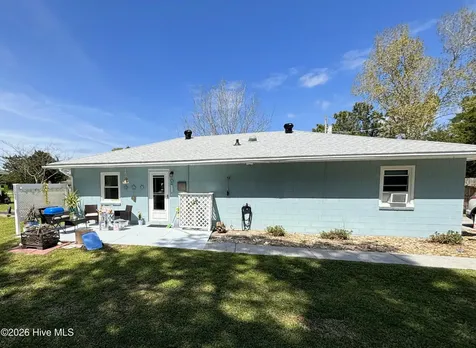 923 N Yaupon Terrace Morehead City NC 28557