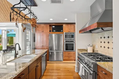 3190 Moss Hammock Wynd Southport NC 28461