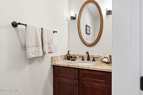 3190 Moss Hammock Wynd Southport NC 28461