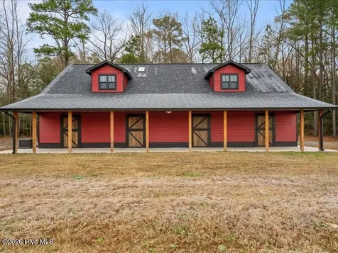 1050 Lakebay Road Vass NC 28394