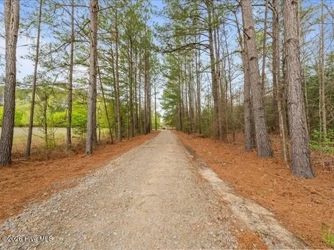 1050 Lakebay Road Vass NC 28394