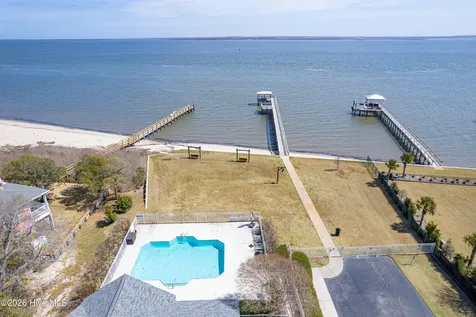 6131 River Sound Circle Southport NC 28461