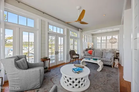 365 E Harborside Road Oriental NC 28571