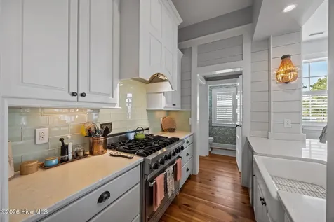 365 E Harborside Road Oriental NC 28571