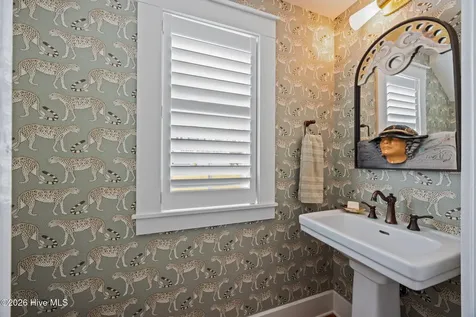 365 E Harborside Road Oriental NC 28571