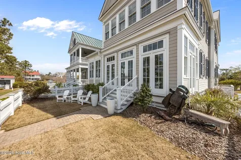 365 E Harborside Road Oriental NC 28571