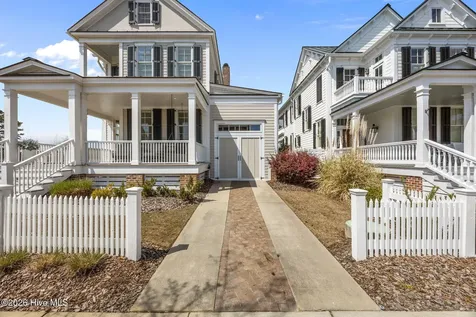 365 E Harborside Road Oriental NC 28571
