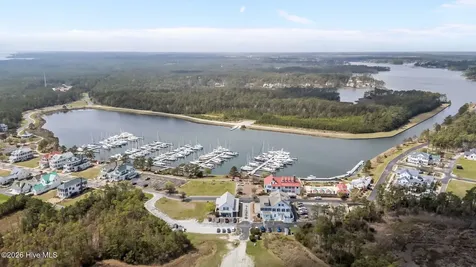365 E Harborside Road Oriental NC 28571