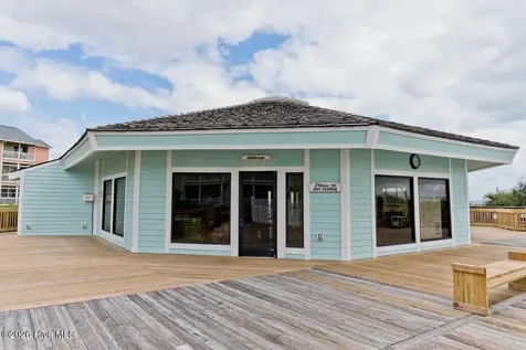 9201 Coast Guard Road Emerald Isle NC 28594