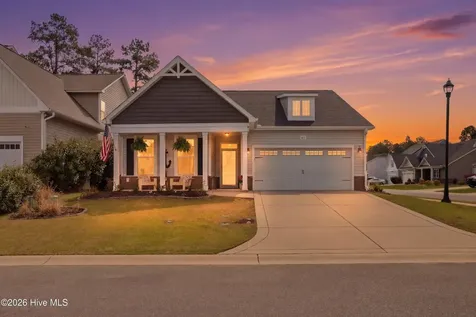 61 Chickadee Way Hampstead NC 28443