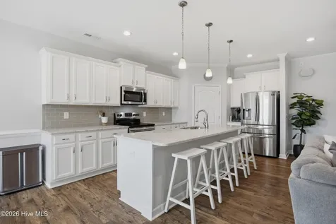61 Chickadee Way Hampstead NC 28443