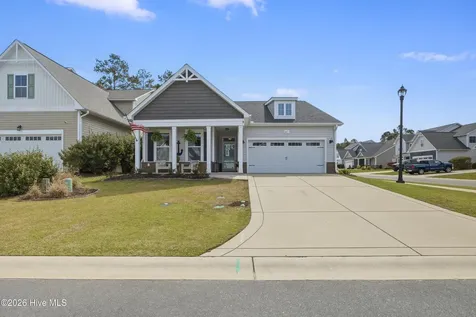 61 Chickadee Way Hampstead NC 28443