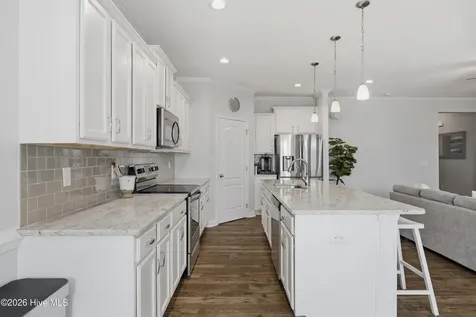 61 Chickadee Way Hampstead NC 28443
