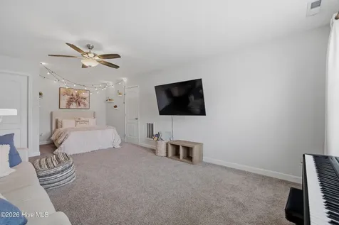61 Chickadee Way Hampstead NC 28443