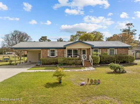 458 Bayview Drive Harkers Island NC 28531