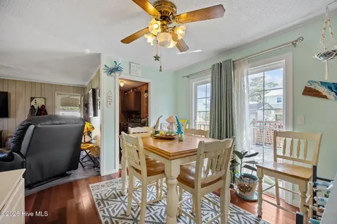 458 Bayview Drive Harkers Island NC 28531