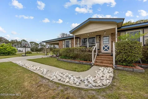 458 Bayview Drive Harkers Island NC 28531
