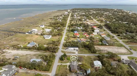 458 Bayview Drive Harkers Island NC 28531