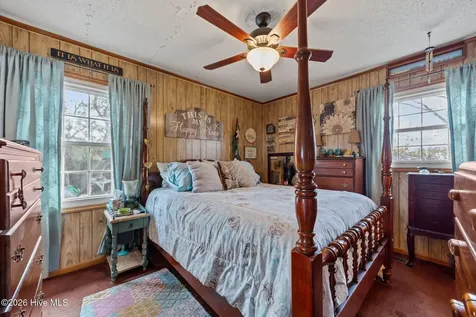 458 Bayview Drive Harkers Island NC 28531