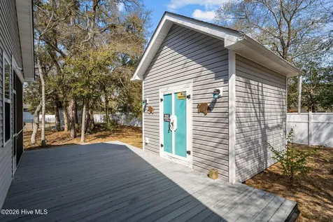 106 NW 19th Street Oak Island NC 28465