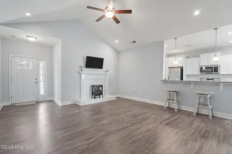 106 NW 19th Street Oak Island NC 28465