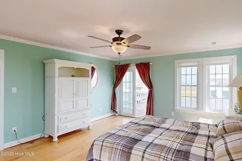 306 Marina Way North Topsail Beach NC 28460
