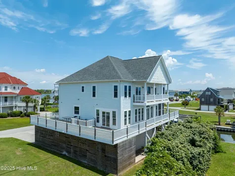 306 Marina Way North Topsail Beach NC 28460
