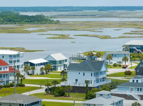 306 Marina Way North Topsail Beach NC 28460