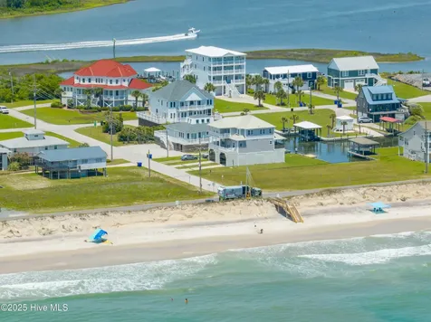 306 Marina Way North Topsail Beach NC 28460