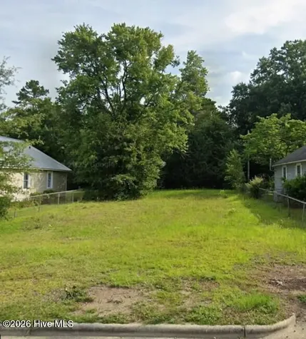 606 E Covington Street Laurinburg NC 28352