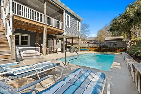 314 NE 61st Street Oak Island NC 28465