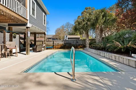 314 NE 61st Street Oak Island NC 28465