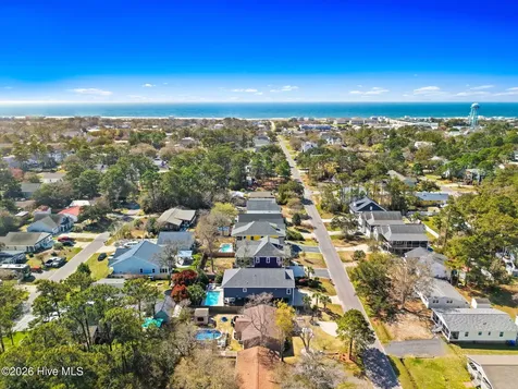 314 NE 61st Street Oak Island NC 28465