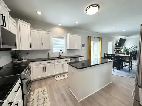 109 N Brig Drive Hampstead NC 28443