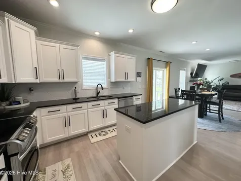 109 N Brig Drive Hampstead NC 28443