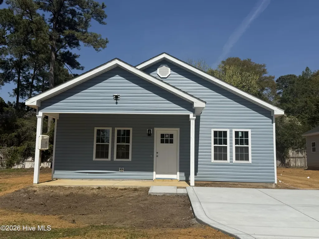 216 Pearl Street Clinton NC 28328